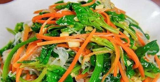 菠菜的季节最好吃（春季菠菜的丰收季节，最为美味）